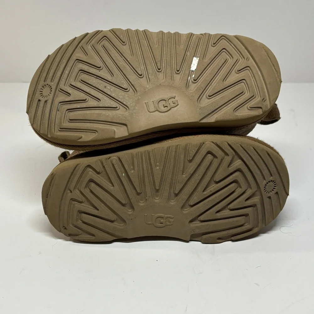 UGG Neumel II Kids Toddler Size‎ 9 Chestnut Suede Lace Up Zipper Boots 1017320T